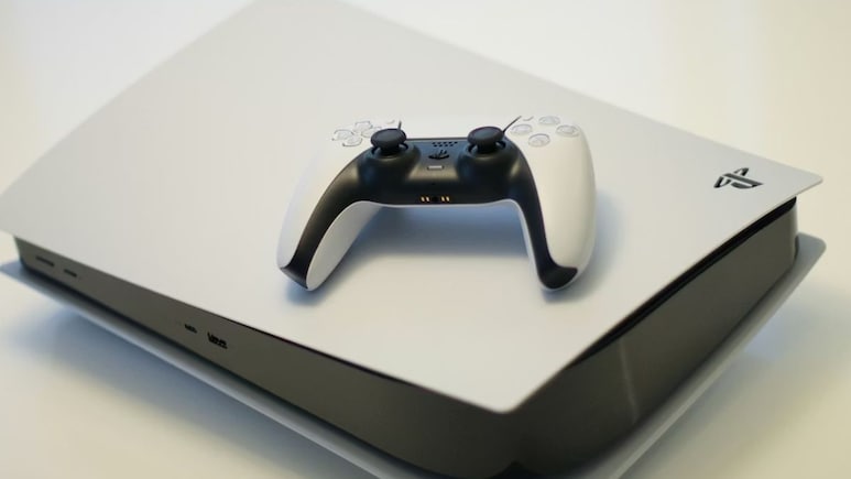 Sony का बड़ा फैसला: 1 मई से इन देशों में बढ़ जाएगी PlayStation 5 की कीमत, क्या भारत पर भी होगा असर?