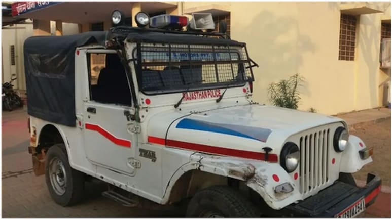 दौसा में कल शाम से लापता 12वीं की छात्रा का पेड़ से लटका मिला शव, परिजनों में मचा कोहराम