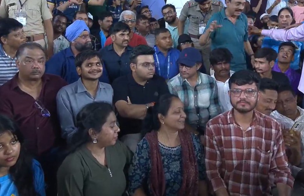 Jay Shah, Ganguly Watch IPL Game In The Stands. Internet Can't Stop Praising
