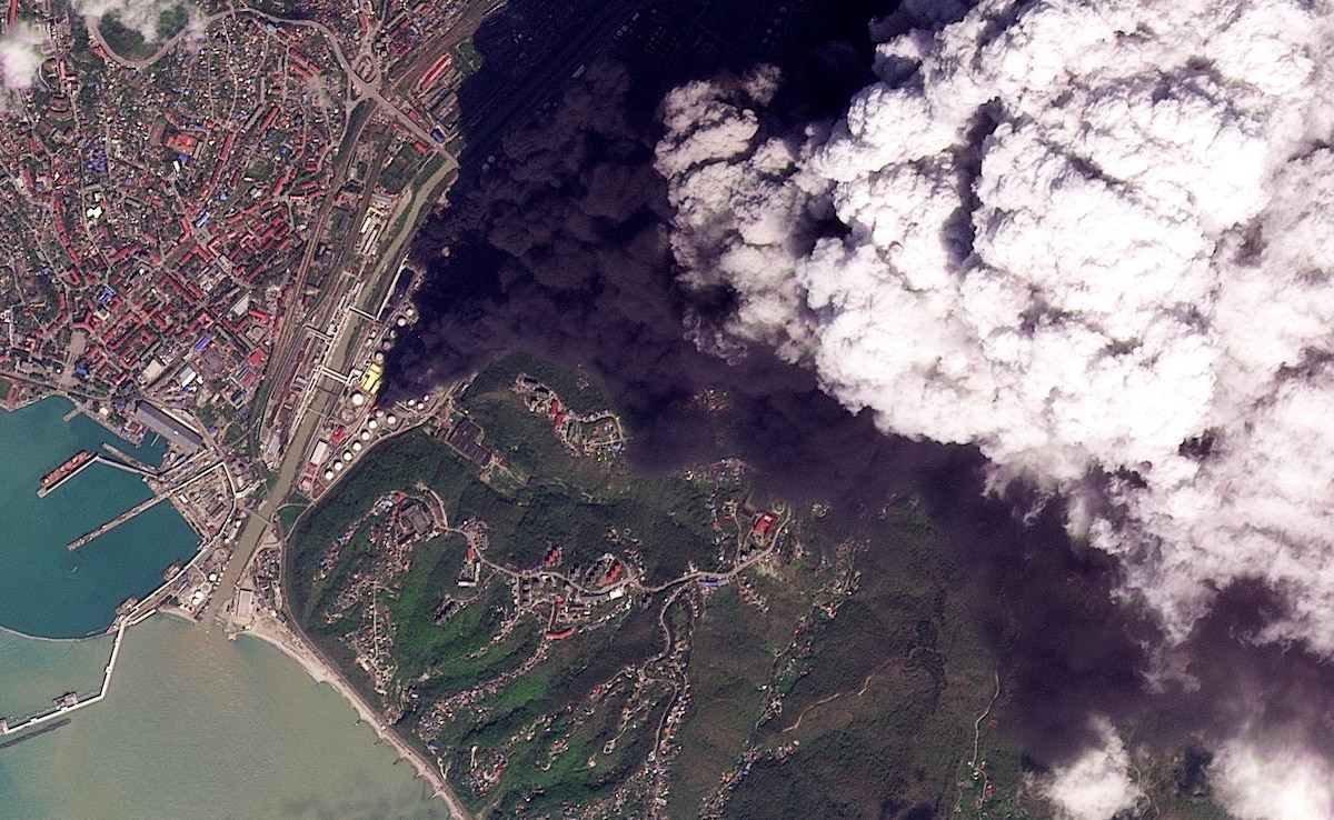 Russian Town Sees Toxic Rain After Ukraine Strike, Officials Issue Warning