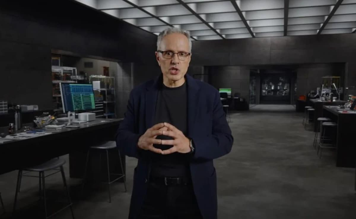 John Ternus बने Apple के CEO, लेकिन असली ताकत Johny Srouji के हाथ में? जानिए कौन है ये शख्स