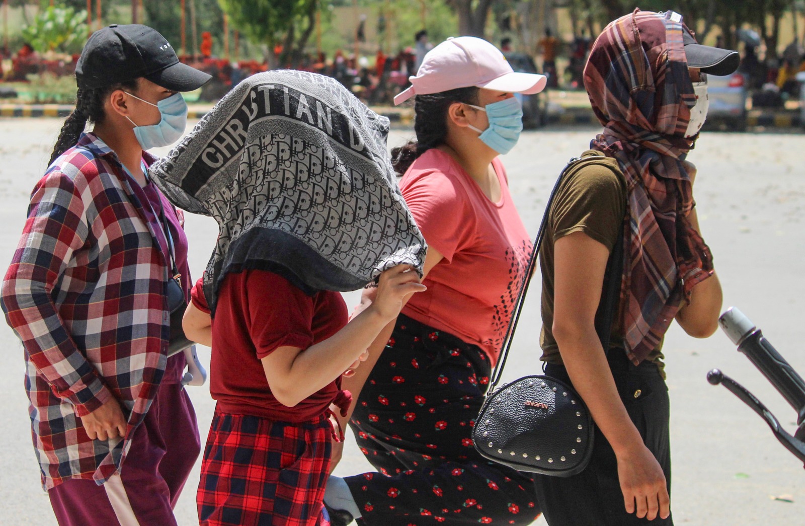 दिल्ली, जयपुर से प्रयागराज तक भट्ठी जैसे क्यों धधक रहे शहर, झुलसाने वाली लू, मई में क्या होगा मौसम का हाल