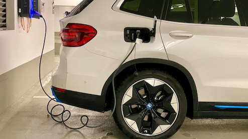 Delhi EV Policy Draft Sets 2027, 2028 Deadlines for New Petrol, Diesel Vehicles &mdash; Details Inside