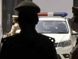 बिहार: चेकिंग के बहाने रोकी कार, फिर बना लिया बंधक; 2 दरोगा और दो होमगार्ड गिरफ्तार