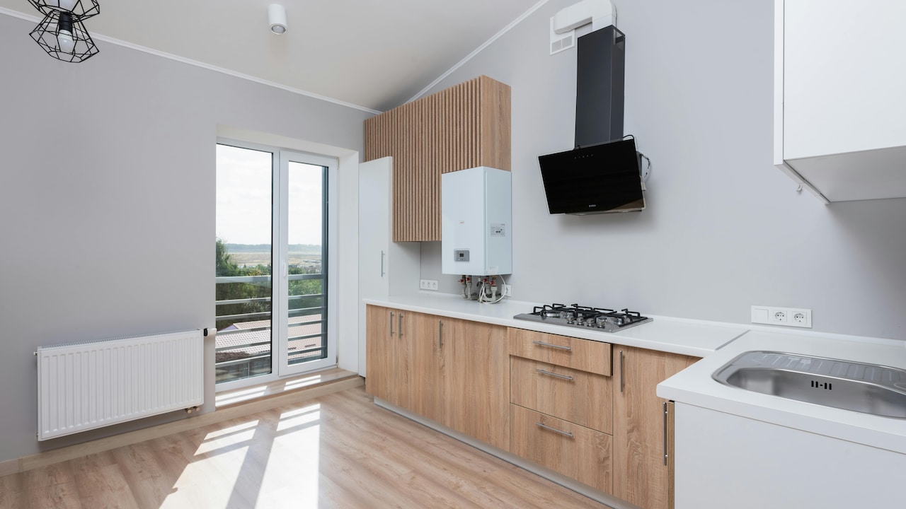 Heavy Oil Cooking Can Overwhelm Weak Chimneys: Top 10 Tips To Learn Before Making A Purchase