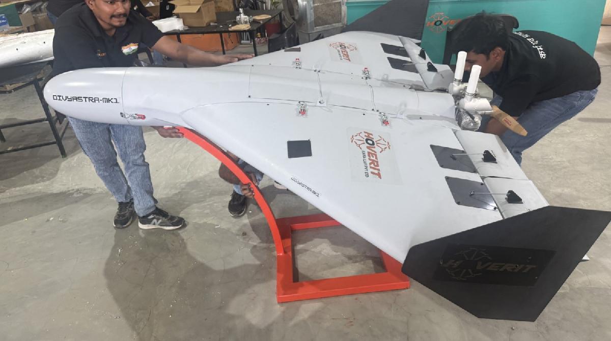 24 साल के लड़के ने बना दिया बेहद खास ड्रोन 'दिव्यास्त्र', 2000KM दूर दुश्मन को मार गिराएगा, जानें खूबियां