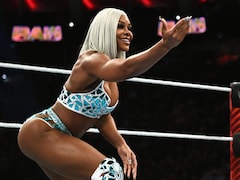 Jade Cargill Suffers Awkward Wardrobe Malfunction Live on WWE SmackDown
