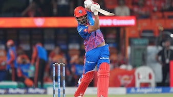 IPL Live: Malinga Stuns DC With Quick Wickets In Big Chase; SRH On Top