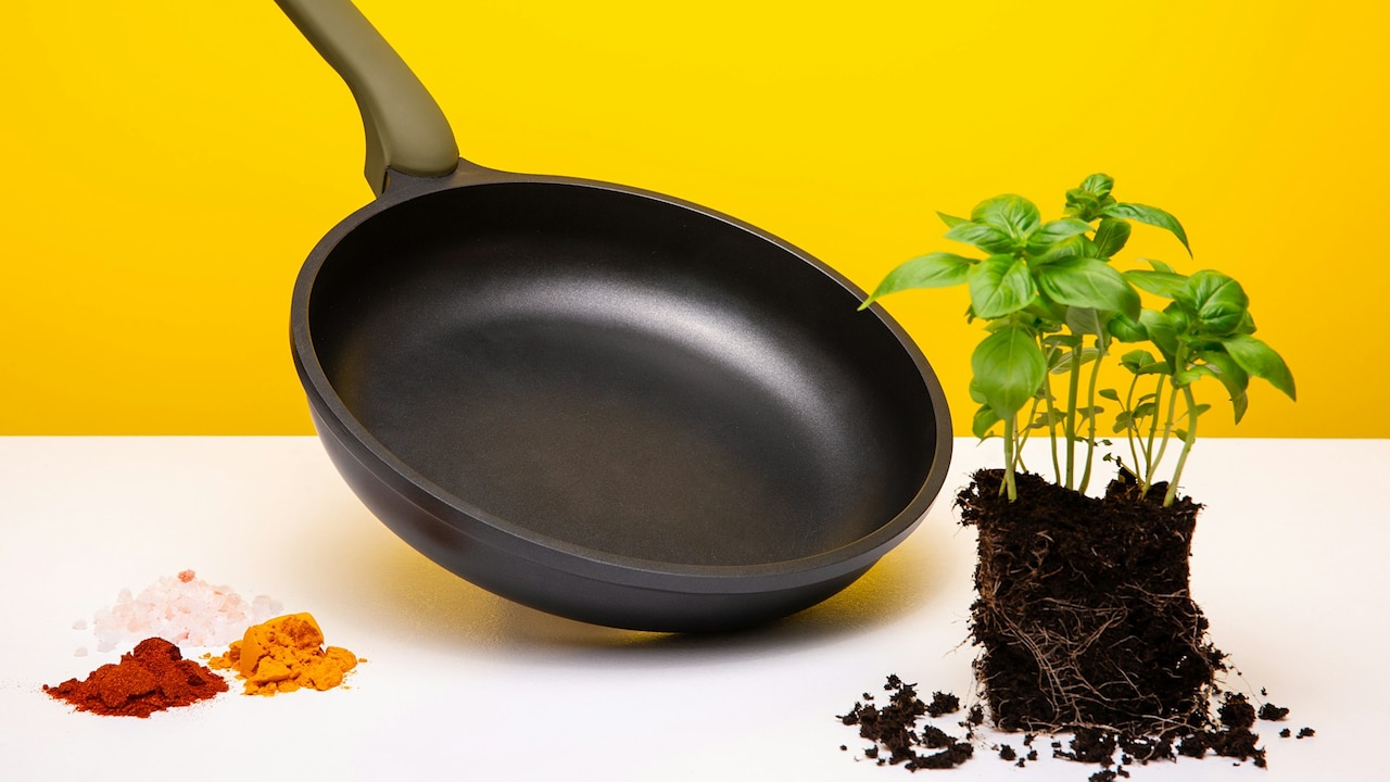 Best non-stick pans that make low cooking possible