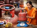 LPG News: सील लगे LPG सिलेंडर में भी एक से दो किलो कम निकली गैस, जानें- कौन कर रहा है ये खेला