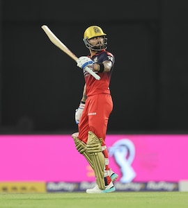 Virat Kohli Scripts IPL History, Becomes First Player Ever To Touch This Milestone