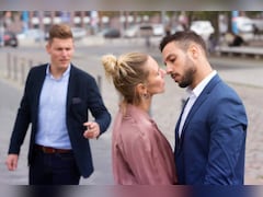 पटना का 'जेम्स बॉन्ड' पति! भिड़ाया ऐसा फिल्मी दिमाग...रंगे हाथों पकड़ी गई बेवफा बीवी, चप्पल में लगाया था ट्रैकर