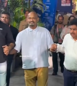 Vinod Kambli Back At Wankhede Stadium During IPL 2026. Internet Says, "Came To Support Sachin Tendulkars MI"