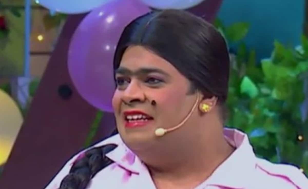 कपिल शर्मा के शो पर कॉमेडी का तड़का लगाने वाले कीकू शारदा का असली नाम जानते हैं? सुनकर लगेगा कॉमेडियन नहीं कोई राजा महाराजा हैं ये