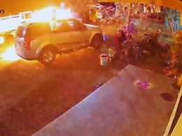 Ahilyanagar News : पहाटे 5 ची वेळ; माजी सरपंचांची कार धडाधड पेटली, अहिल्यानगरमध्ये नेमकं काय घडतंय?