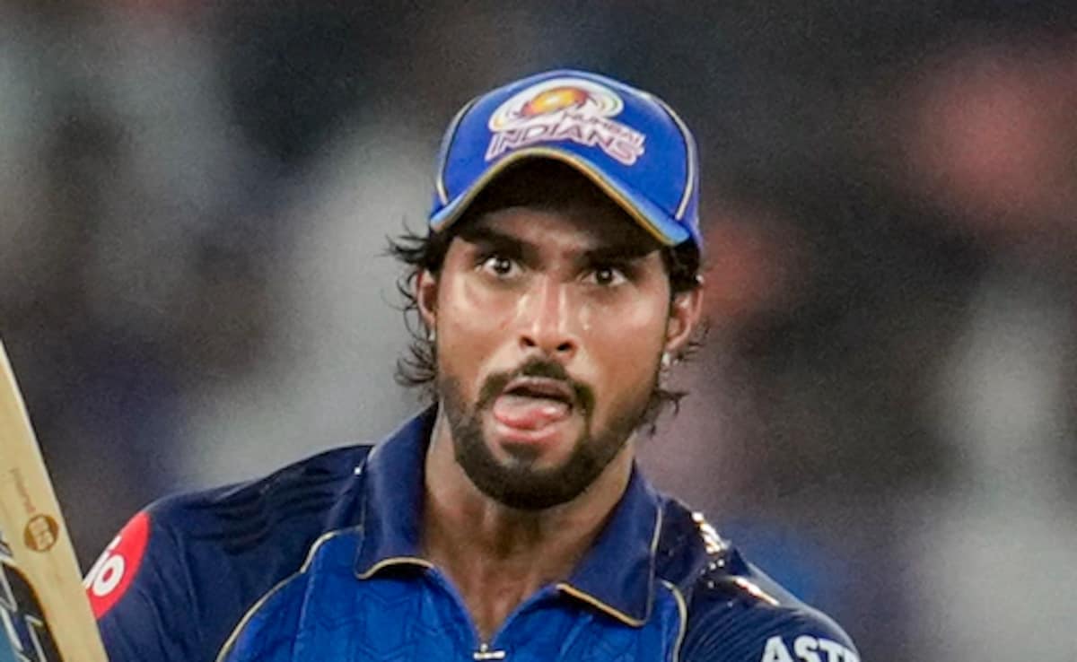 GT vs MI IPL 2026: 8 चौके 7 छक्के...तिलक वर्मा ने काटा गदर, 45 गेंदों में ठोका आईपीएल करियर का पहला शतक