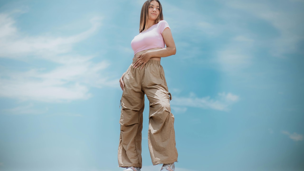 Cargo Pants Styling Guide: How To Wear Them And Still Look Chic