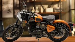 Royal Enfield Classic 500 Gets New Colour, But This One Is Only For Your Living Room