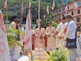 Rangoli Bihu 2026: असम में उमंग के बीच छाई उदासी, बिहू मंचों पर जुबीन की आवाज को ढूंढ रही हैं आंखें