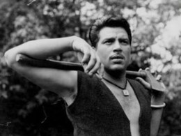 जब धर्मेंद्र ने पकड़ ली थी बाघ की पूंछ, एक्शन सीन देखकर सेट पर खड़े हो गए सबके रोंगटे