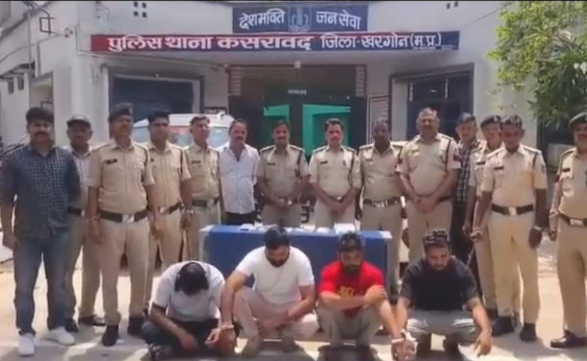 MP में लॉरेंस गैंग के दो गुर्गे गिरफ्तार: कार-बुलेट बरामद; व्यापारी के घर गोलीकांड करने वाले आरोपी को दी थी पनाह