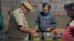 नकली घी फैक्&zwj;ट्री पर छापा, सरस का स्&zwj;ट&zwj;ीकर लगाकर कर रहे थे सप्&zwj;लाई; पाम ऑयल भी बरामद&nbsp;