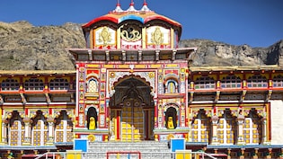 Badrinath In Danger? Study Finds Glacier Avalanches Could Threaten Close To 400 Buildings
