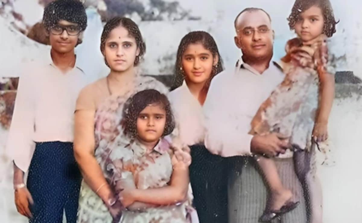 'हम पहले छह थे, अब सिर्फ दो रह गए', अकेलेपन से जूझ रहीं शाहरुख खान की एक्ट्रेस, फोटो शेयर कर बयां किया दर्द