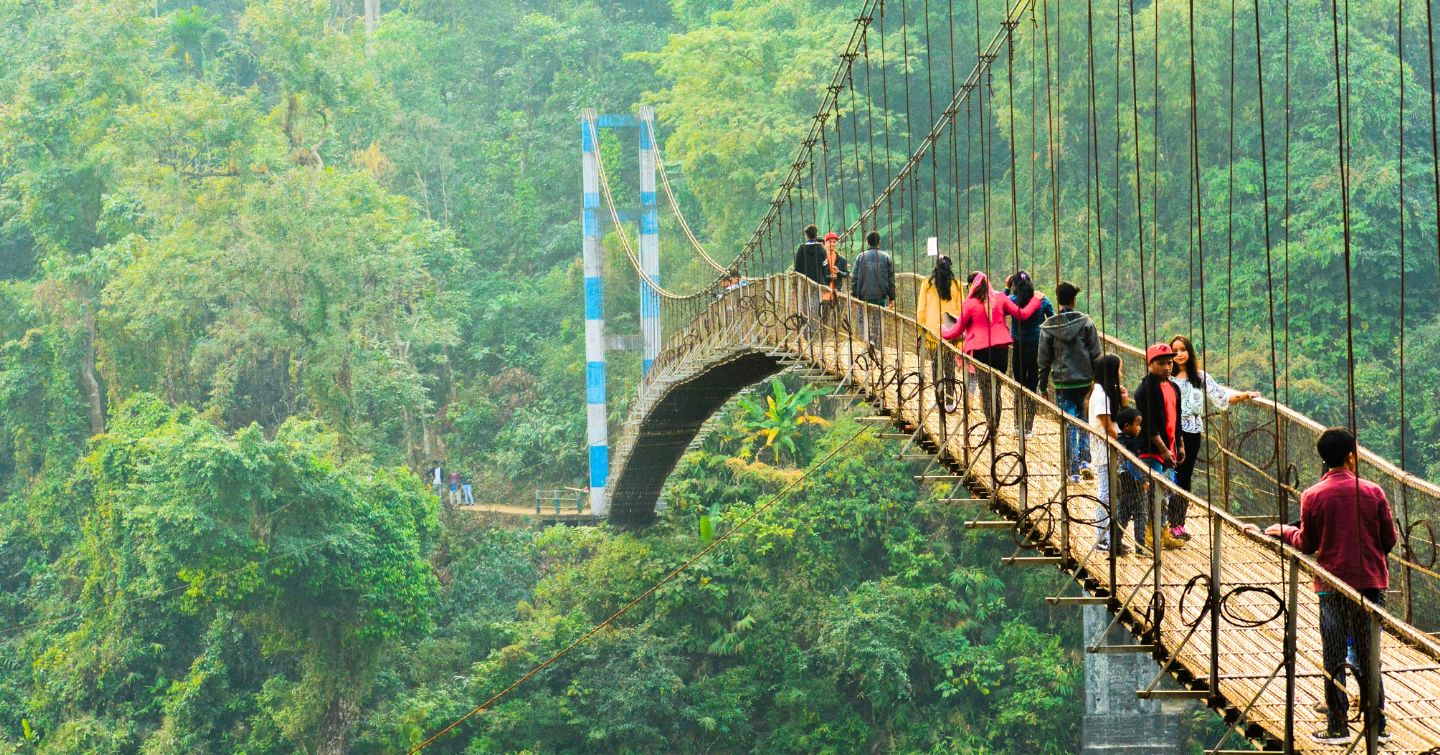 How To Explore Meghalaya Under A Rs 25,000 Budget, A Non-AI Itinerary