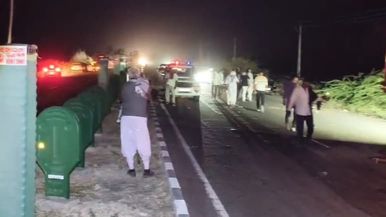 7 Dead As Speeding Truck Runs Over Pilgrims On Gujarat Highway