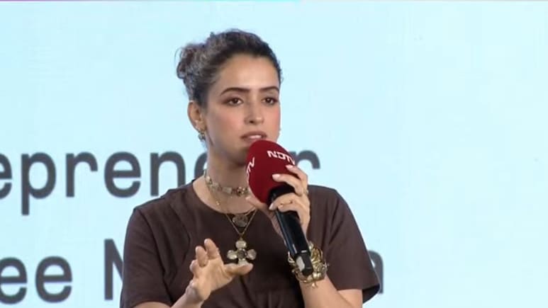 एक्टिंग के बाद अब ये काम कर रहीं सान्या मल्होत्रा, ले रही हैं लोगों के दिमाग की परीक्षा