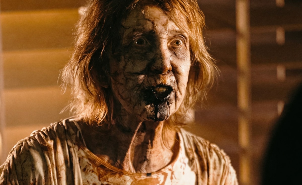 82 साल की एक्ट्रेस जिसकी है भूतों से यारी, कहलाती है डरावनी फिल्मों की दादी अम्मा, एक भी मूवी देख ली तो चीख-चीखकर हो जाएगा बुरा हाल