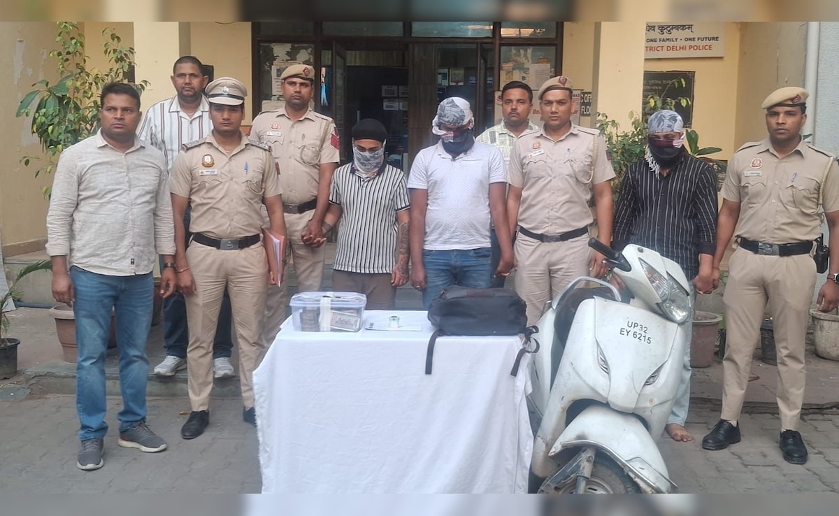 Delhi Man Robs 10 Lakhs From Own Home, Waves Gun At Father, Then Fires In Air