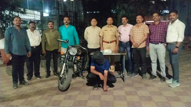 Akola News: केवळ मोबाईल नाही तर ऑनलाईन बँक बॅलन्सवरही डल्ला; अकोल्यातील जबरी चोरीचं गूढ उकललं