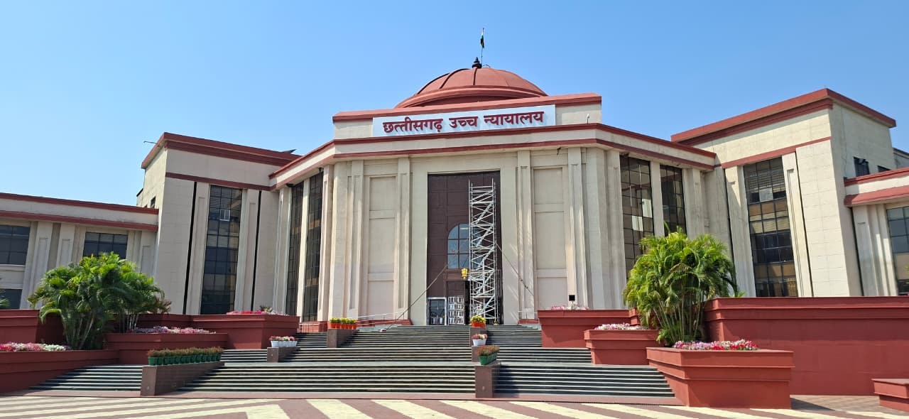 Chhattisgarh High Court Upholds Life Sentence in Wife Burning Murder Case