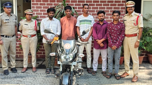 5 Men, Including Rapido Driver Arrested For Performing Stunts In Telangana