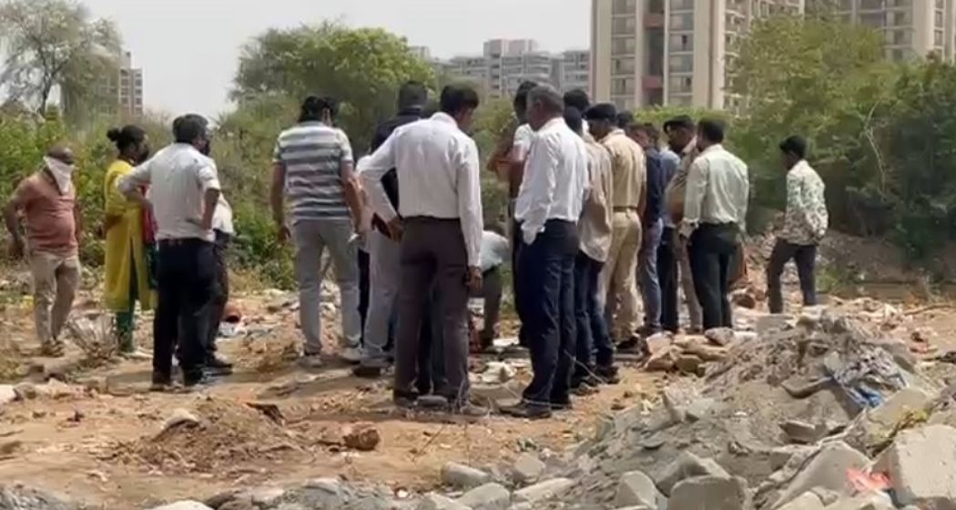 दूध पीती बच्ची थी, अहमदाबाद में बैटर ने कैसे ले ली 3 साल की बच्ची की जान? फॉरेंसिक टीम ने कब्र से निकाली लाश