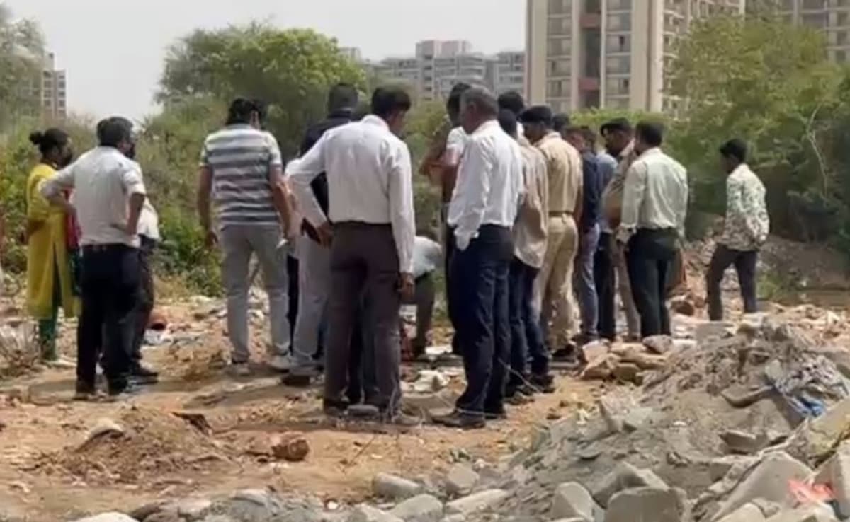 दूध पीती बच्ची थी, अहमदाबाद में बैटर ने कैसे ले ली 3 साल की बच्ची की जान? फॉरेंसिक टीम ने कब्र से निकाली लाश