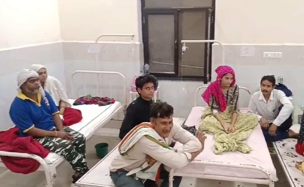 राजस्थान के सरकारी अस्पताल में परोसी गई 'कीड़े' वाली खिचड़ी, मरीज बोले- बीमारी से नहीं, सिस्टम से मर जाएंगे