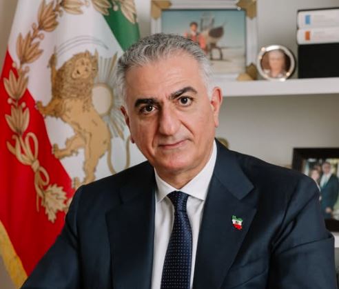 ईरान के निर्वासित युवराज रजा पहलवी पर बर्लिन में हमला, आरोपी हिरासत में