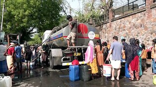 Delhi Water Supply: दिल्ली के इन इलाकों में आज नहीं आएगा पानी, कल भी रहेगी किल्लत, जरूरत पड़ने पर करें ये काम