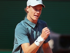 Jannik Sinner, Carlos Alcaraz Wobble But Advance To Monte Carlo Quarter-finals