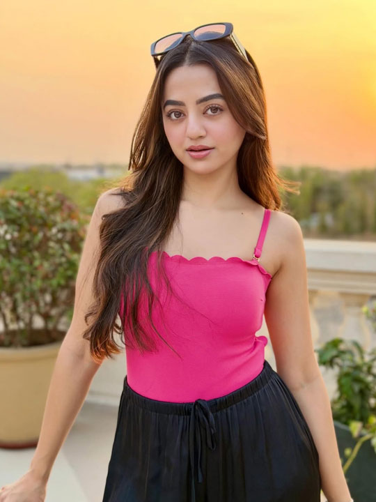 Helly Shah’s Stunning Sunset Look