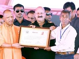 331 बांग्लादेशी हिंदू परिवारों को UP में मिला जमीन का पट्टा, योगी बोले- पाकिस्तान अभी और टुकड़ों में बंटेगा