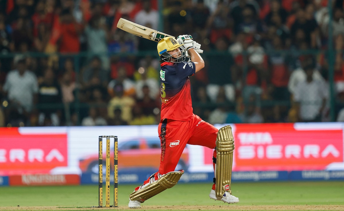 Watch: RCB Star Tim David Hammers 30 Runs In 1 Over, Smashes Monstrous 106m Six Out Of The Ground vs CSK