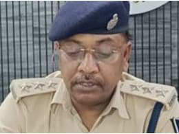 बिहार का 'धनकुबेर' DSP: 2.5 करोड़ का बंगला, चाय बागान, लग्जरी गाड़ियां और 25 प्लॉट का निकला मालिक