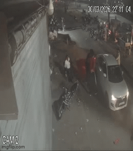 Rajasthan Kidnapping: जयपुर में गन पॉइंट पर पुलिसकर्मी का किडनैप, जान पर खेल बदमाशों की कार के आगे कूदी पत्नी