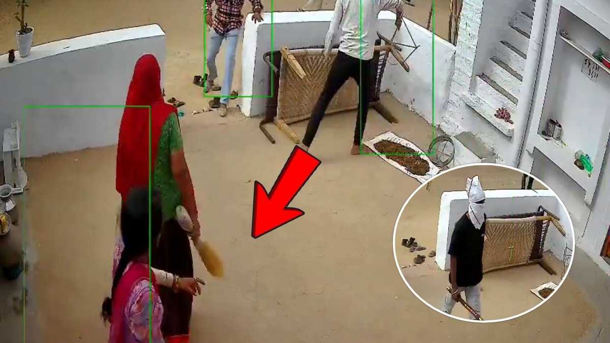 बंदूक वाले गुंडों से झाड़ू लेकर भिड़ गईं महिलाएं, स्कॉर्पियों से लगाई दौड़