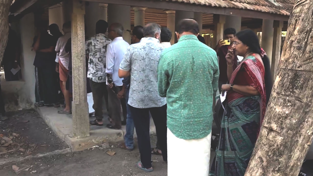 Kerala Polls 2026: 33.3% Voter Turnout Recorded By 11 AM