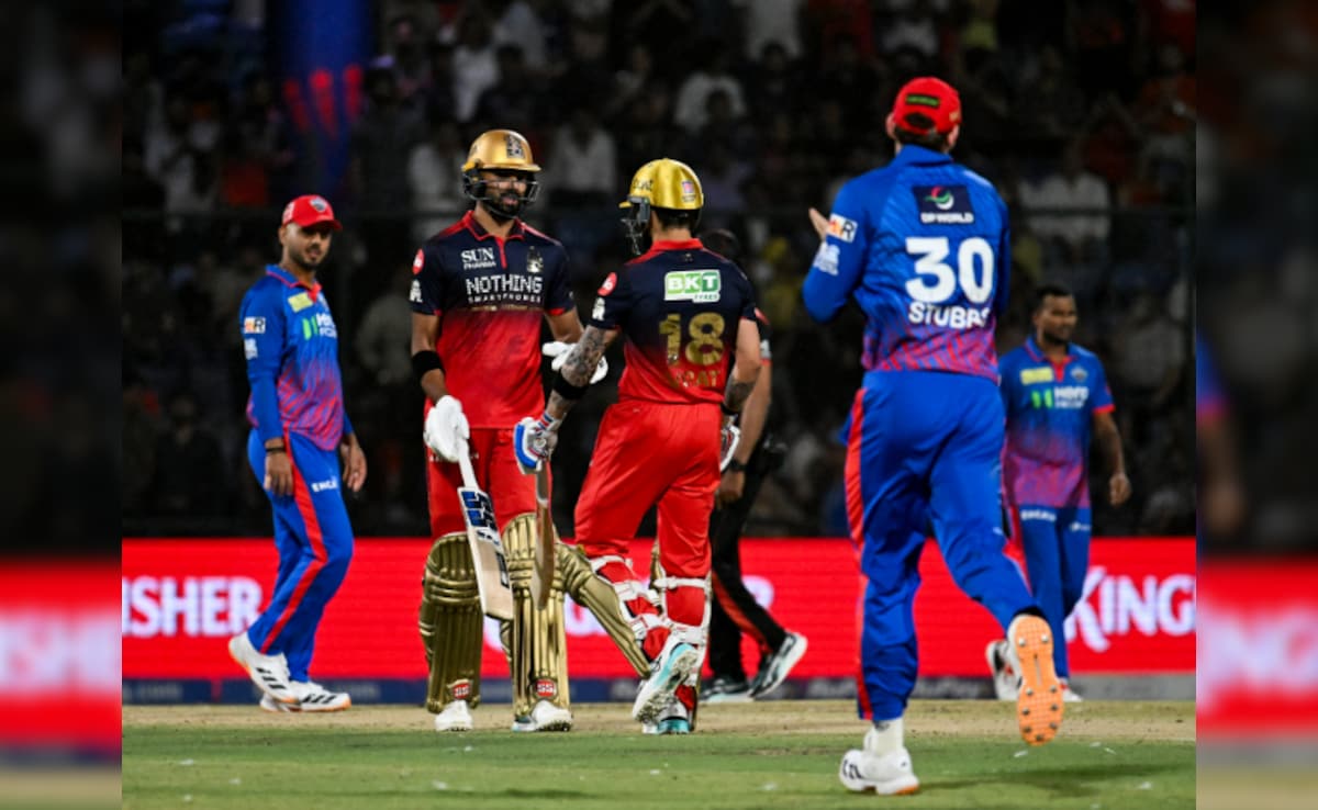 DC vs RCB IPL 2026: RCB ने 81 गेंद रहते दिल्ली को रौंदकर रचा इतिहास, इस मेगा रिकॉर्ड लिस्ट में बनाई जगह